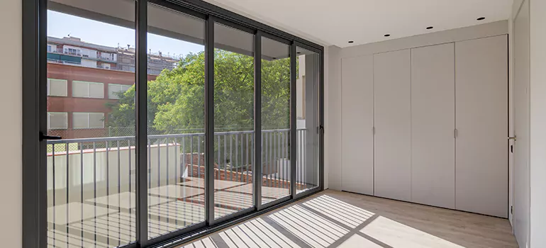 Aluminum Glazed Window Installation in Twin Elm, ON