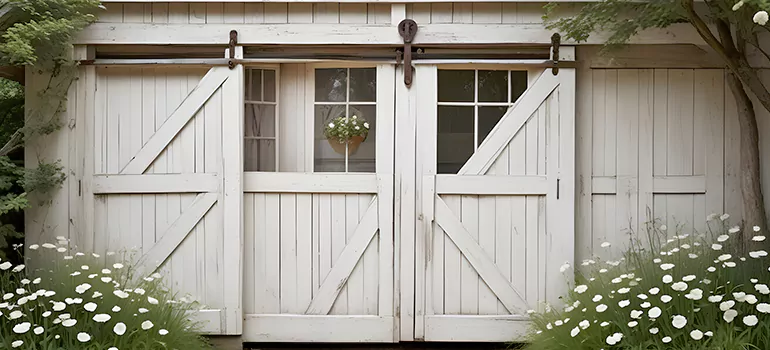 Rear Barn Door Repair in Jockvale, ON