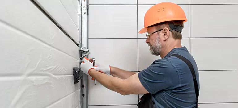 Commercial Garage Door Repair in Jockvale, ON