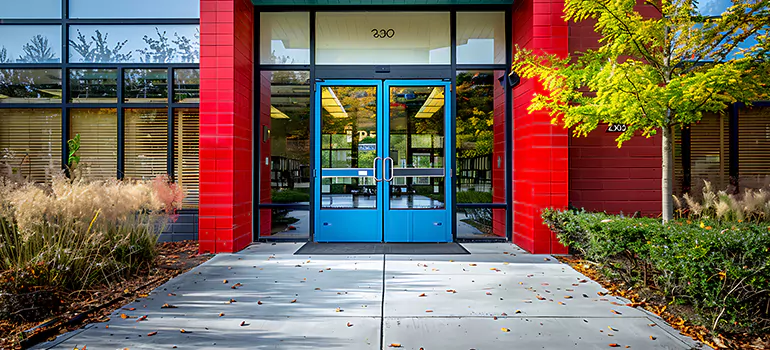 Roll Up Storefront Doors in Country Place, ON