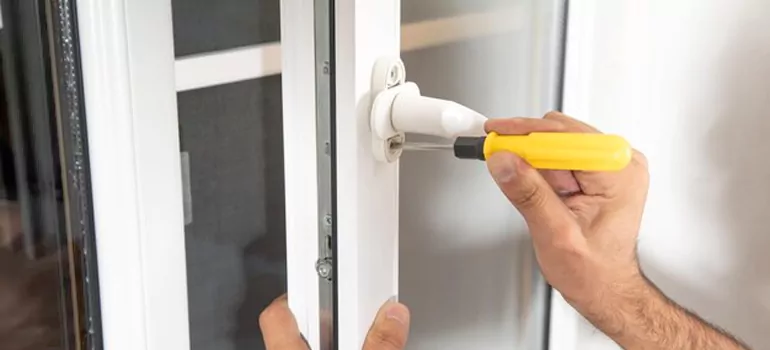 Casement Window Handle Replacement in Neapean, ON