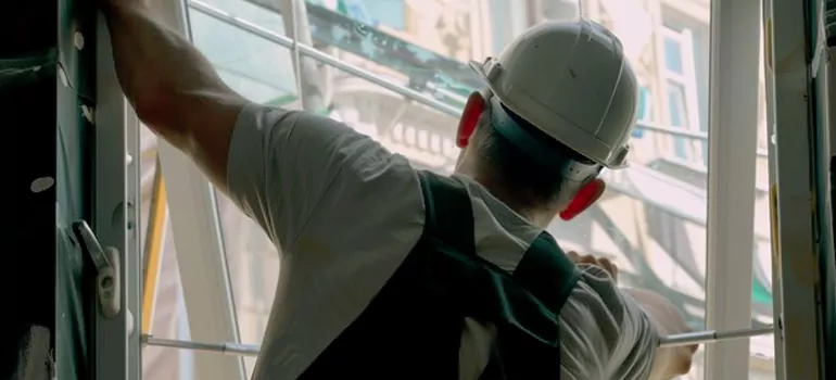 Install Exterior Storm Windows in Jockvale, ON